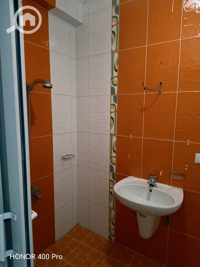 18 2665. jpg