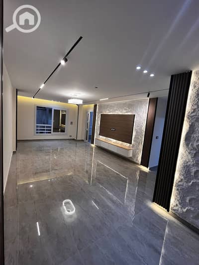 3 Bedroom Apartment for Sale in Madinaty, Cairo - 11. jpeg