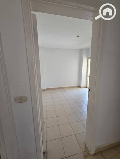 2 Bedroom Flat for Sale in Sheikh Zayed, Giza - WhatsApp Image 2026-10-31 at 2.11. 17 PM (1). jpeg 2 Bedroom Flat for Sale in Sheikh Zayed, Giza - WhatsApp Image 2026-10-31 at 2.11. 17 PM (1). jpeg