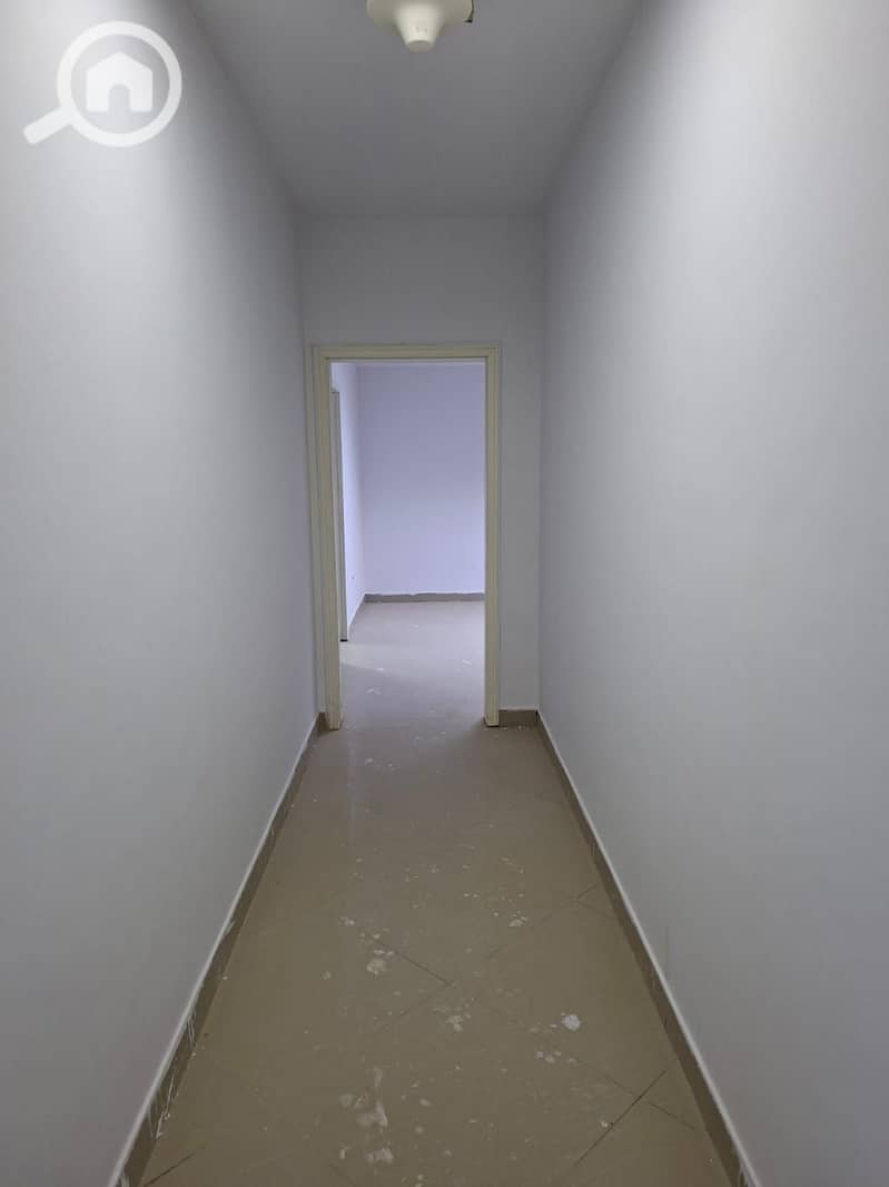 5 1000495230. jpg