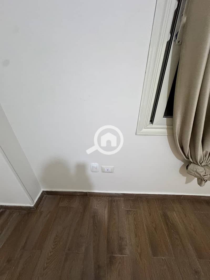 7 127577. jpg