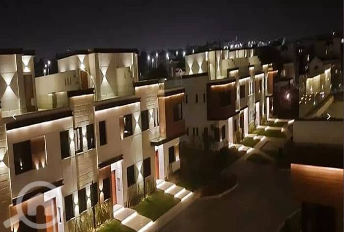 فيلا للبيع تاون هاوس ميدل ريسيل في كمبوند ازار 2 Azzar 2 بسعر مميز فيلا للبيع تاون هاوس ميدل ريسيل في كمبوند ازار 2 Azzar 2 بسعر مميز